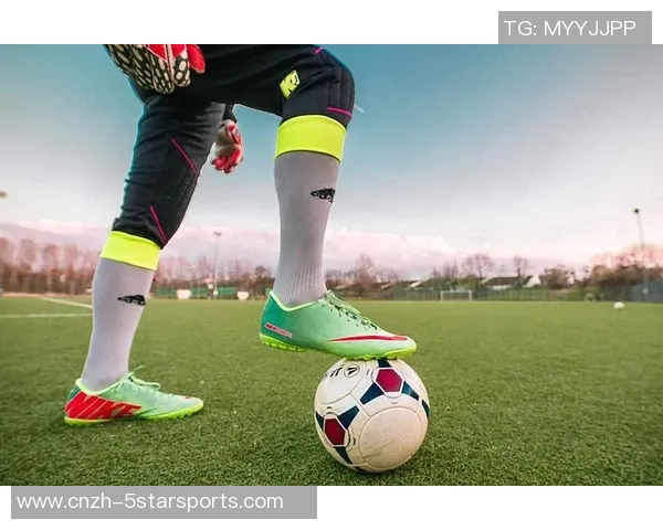 提升球技的秘密武器足球用品选购指南与使用技巧分享